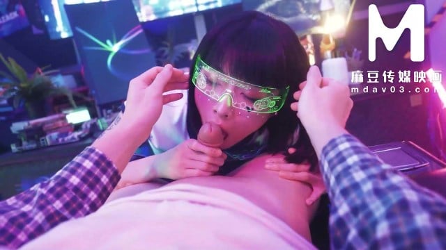 3D Asian girls offer comfort in this compilation