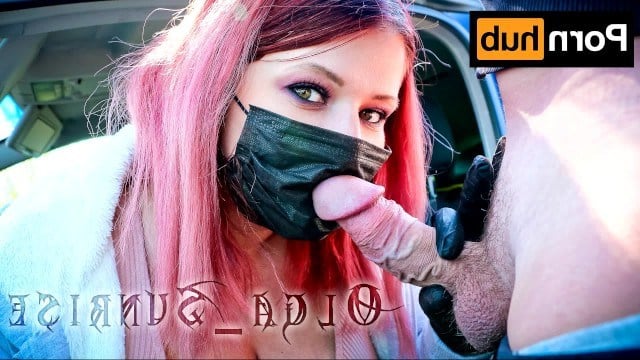 Olga_Sunrise heads outdoors to blow her man during the height of the pandemic