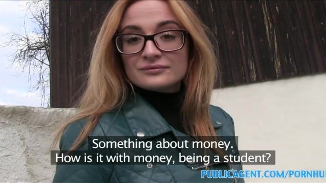Russian student priced herself at 500 euros for horny street picker