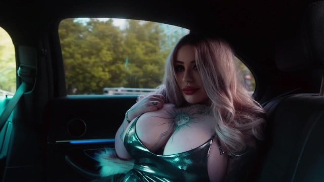 Theater date surprises escort Peachgardens